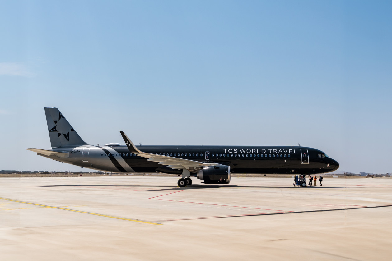 The Jet Experience